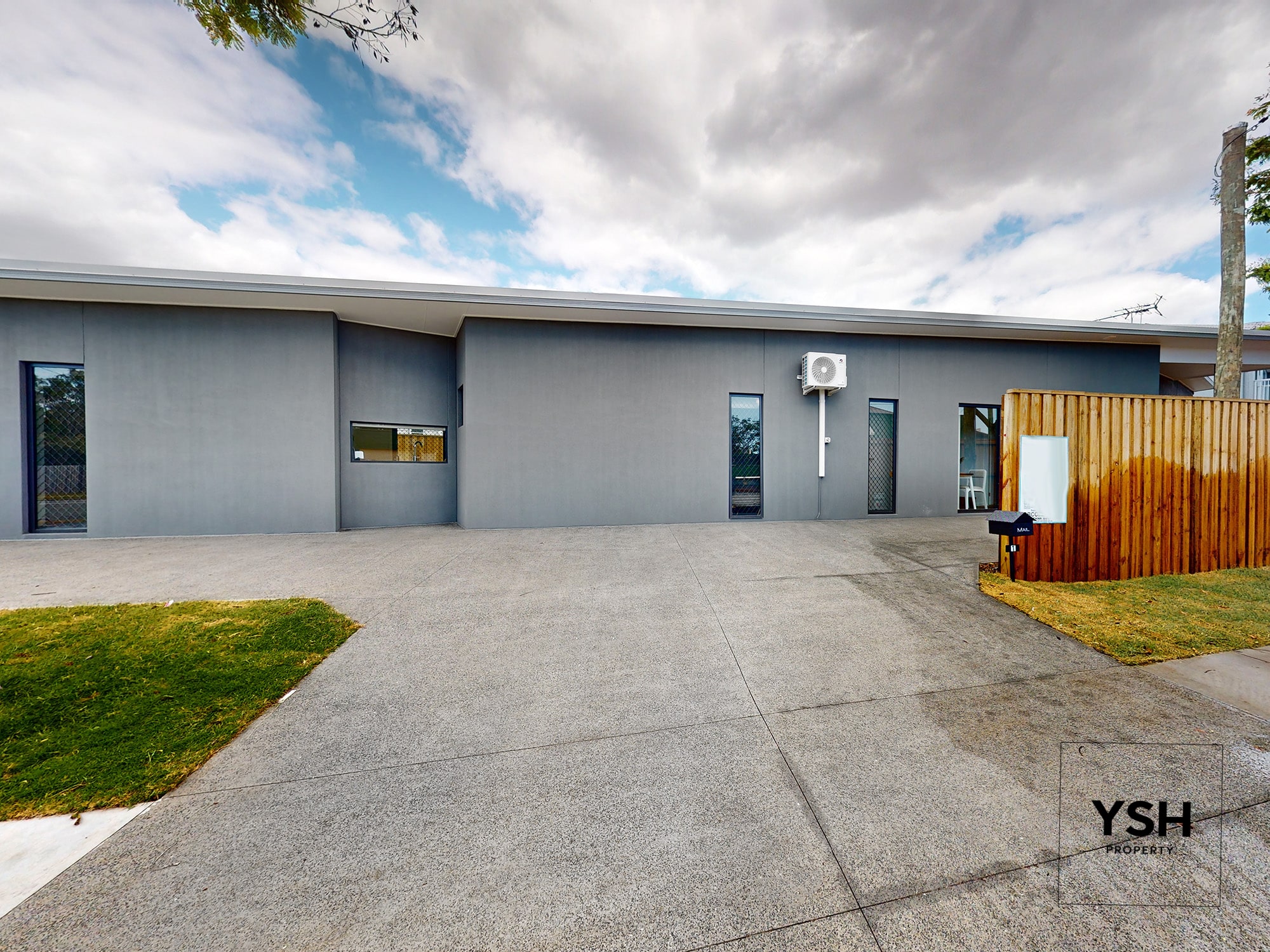 1 Blackwood-min 1 Blackwood min