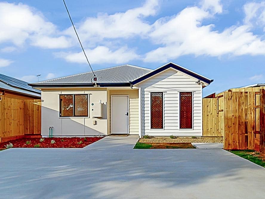 11 Craig – MAIN 11 Craig MAIN