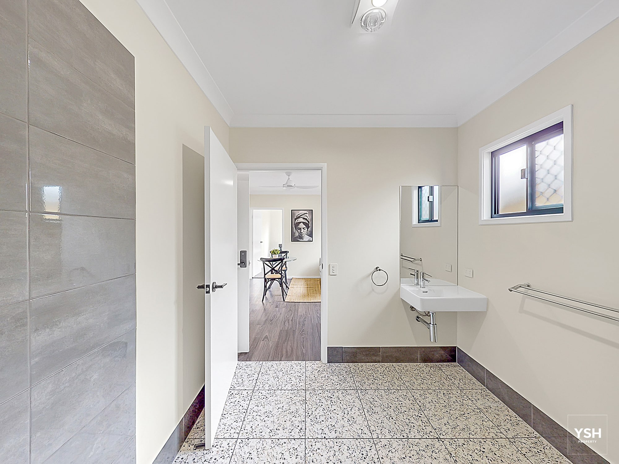 11-Craig-St-Room-1-09242024_183707 11 Craig St Room 1 09242024 183707