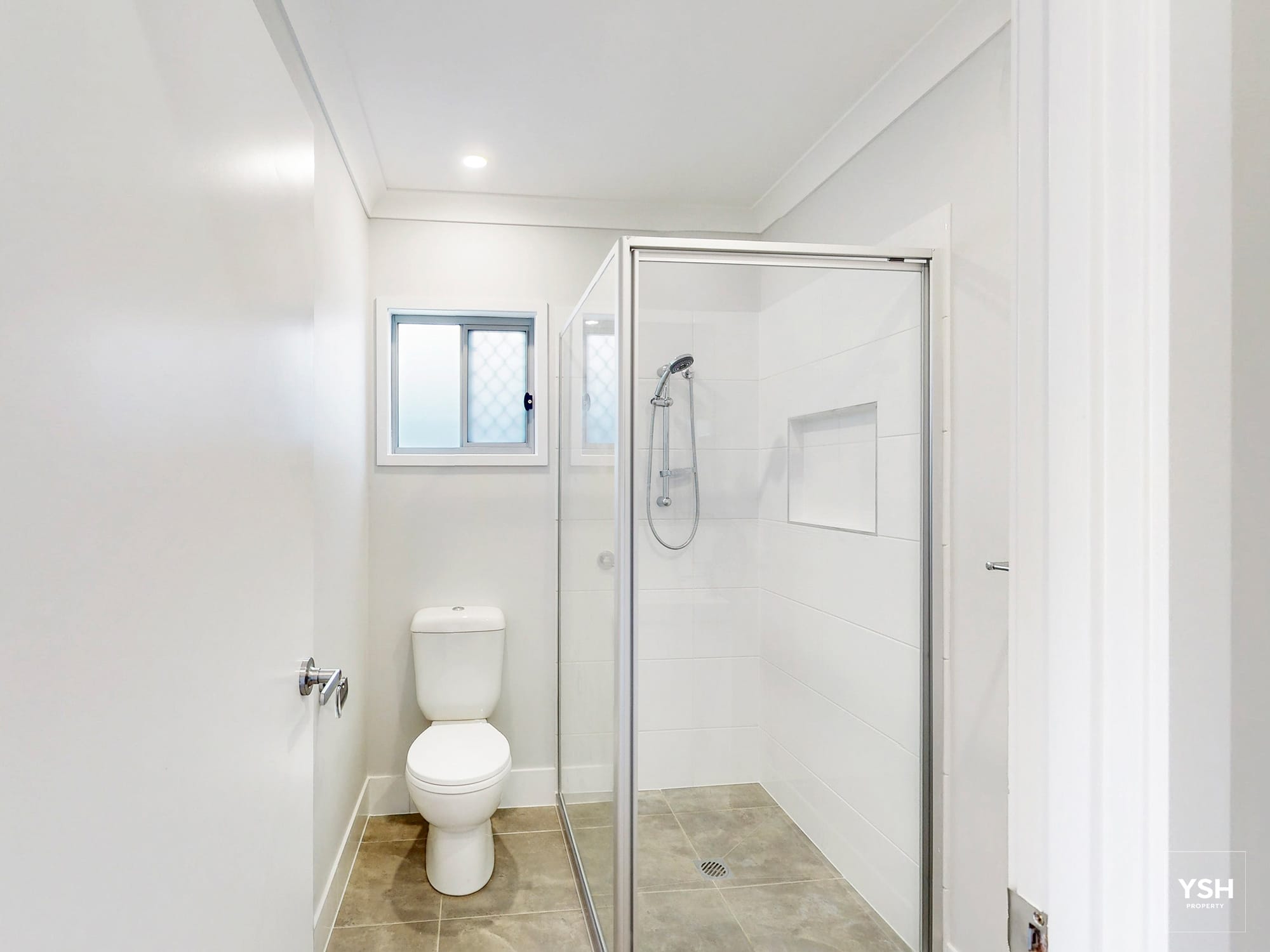 181 North Road – Unit 4 – bathroom 181 North Road Unit 4 bathroom