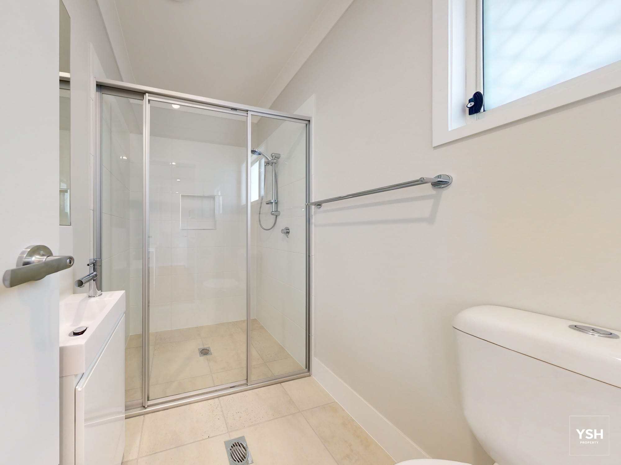 21 Pioneer – Unit 3 – bathroom 21 Pioneer Unit 3 bathroom