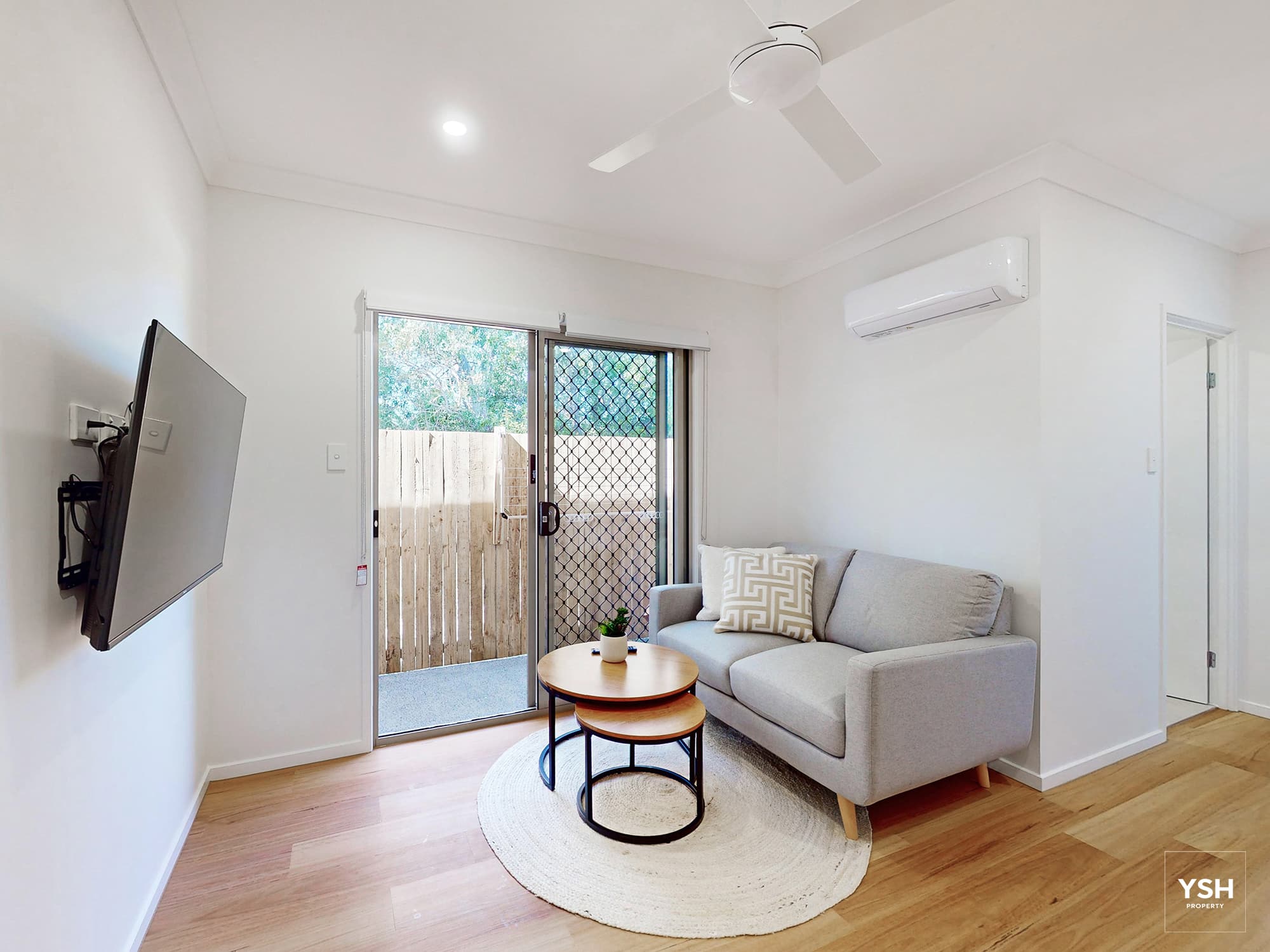 31 Tilson – Unit 2 – living 31 Tilson Unit 2 living