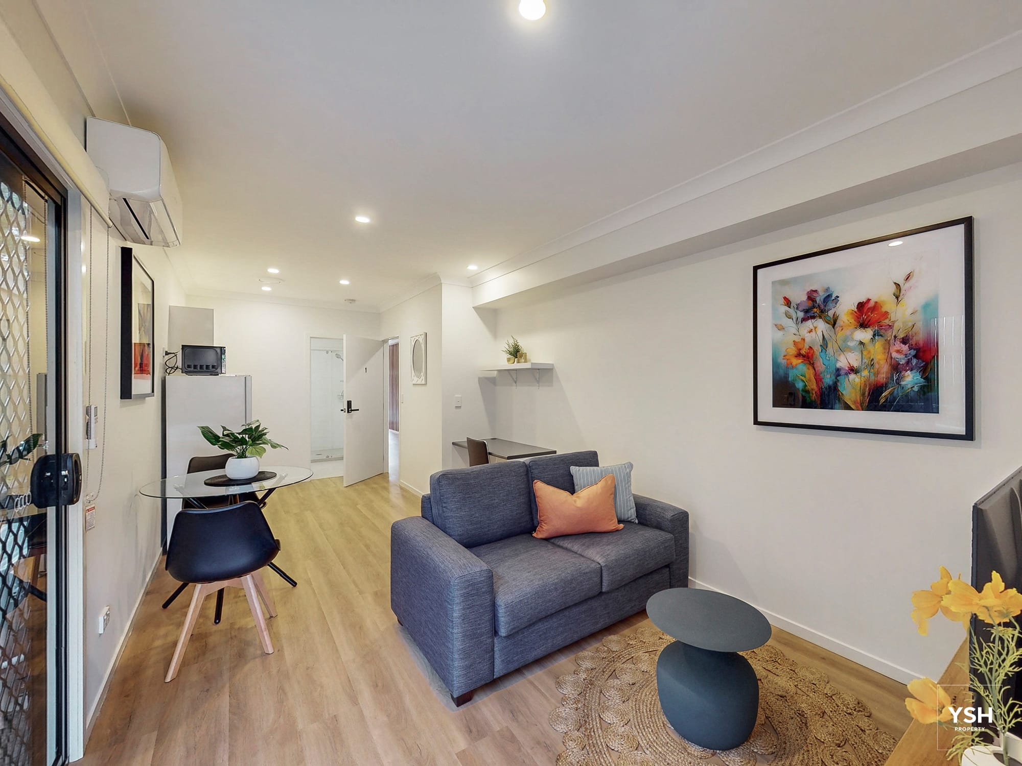 5 Tasman – Unit 1 – living 5 Tasman Unit 1 living